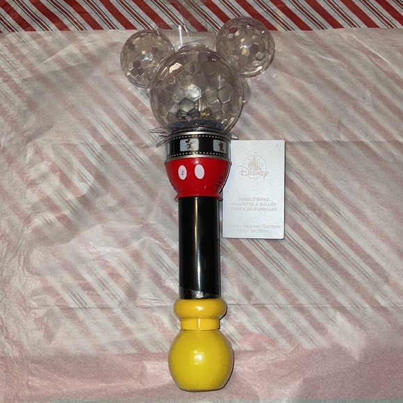 DISNEY PARKS Exclusive- BRAND NEW LED Light Up Mickey Film Reel Bubble blower - Picture 1 of 14